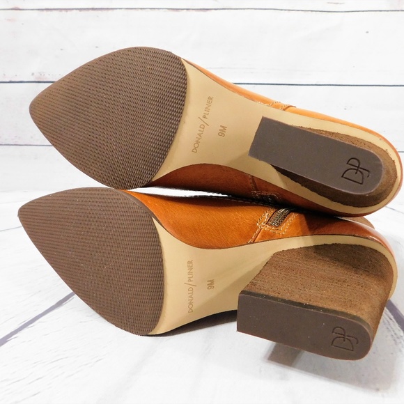 Donald Pliner Velle-RK Women's Leather Boots, Sz 9 - Picture 5 of 8